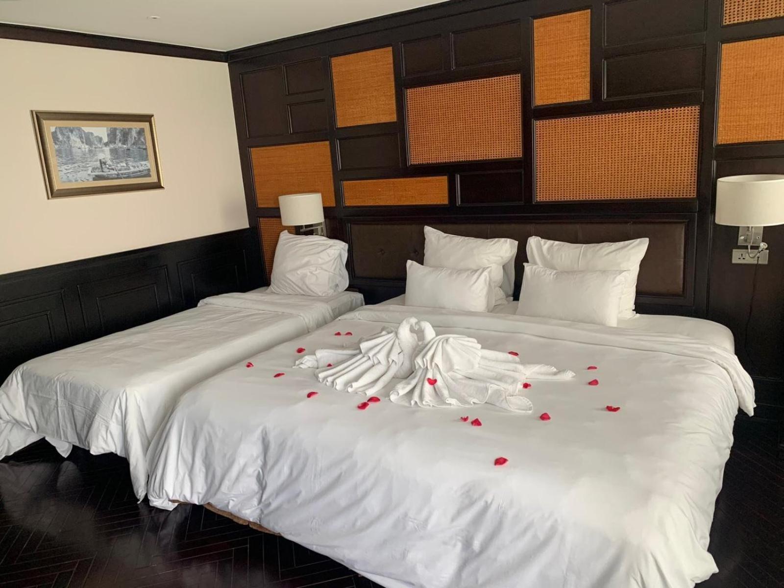 Ambassador Cruise Halong Bay Hotell Ha Long Eksteriør bilde